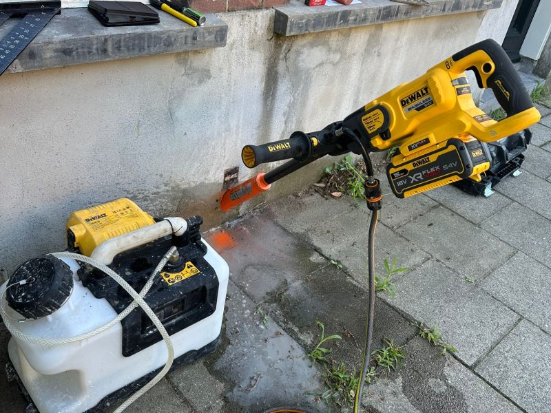 Kruipruimte ventilatie gaten boren